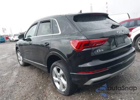 2019 Audi Q3 2.0T Premium z USA, uszkodzony, nr VIN WA1AECF34K1077471
